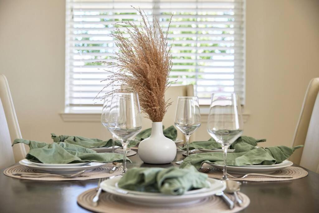 New Upscale House, Tahoe 30-Min W/ Cal King Reno Exterior foto